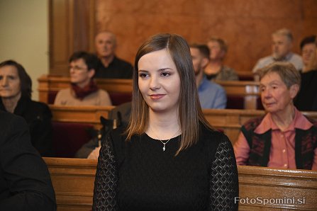 Ana Marentič, prejemnik Prešernove nagrade fakultete za leto 2019_1