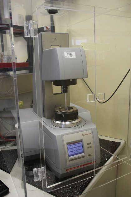 modularni_kompaktni_reometer_MCR_302.jpg
